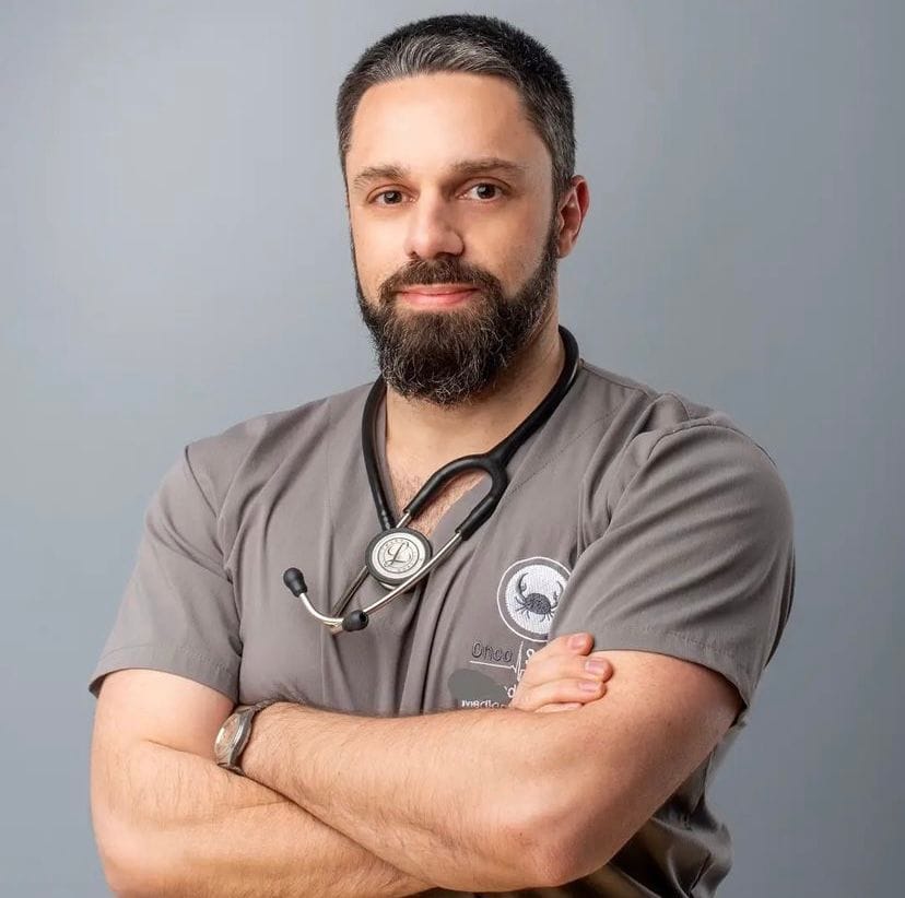 Dr. Rodrigo Corrêa